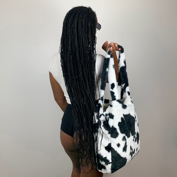 NEW Black/White Faux Fur Y2K Cow Print Tote Bag, SZ: Large - Picture 8 of 8